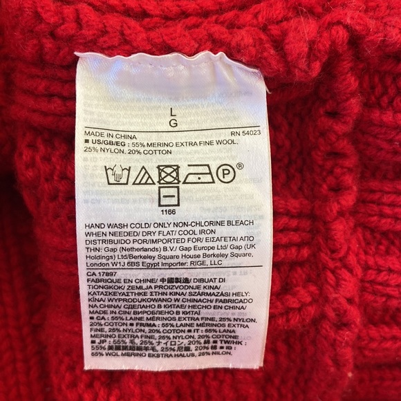 BR Red Cabled Heavyweight Sweater - Picture 9 of 10